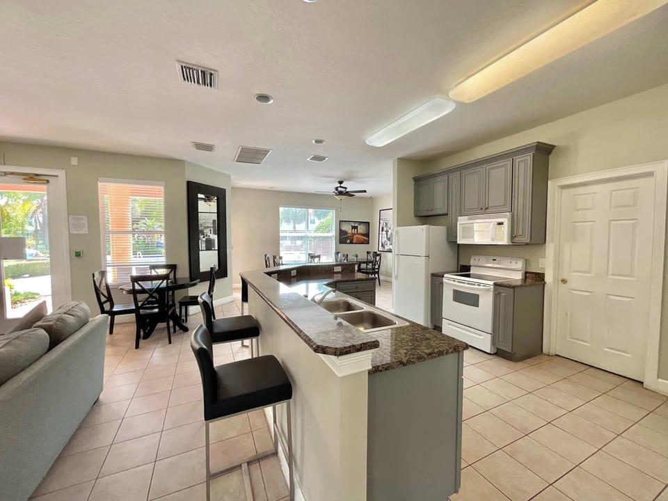Townhome, Multiple Beds, Patio (Once Upon a Stay) | Private kitchen | Fridge, microwave, oven, stovetop