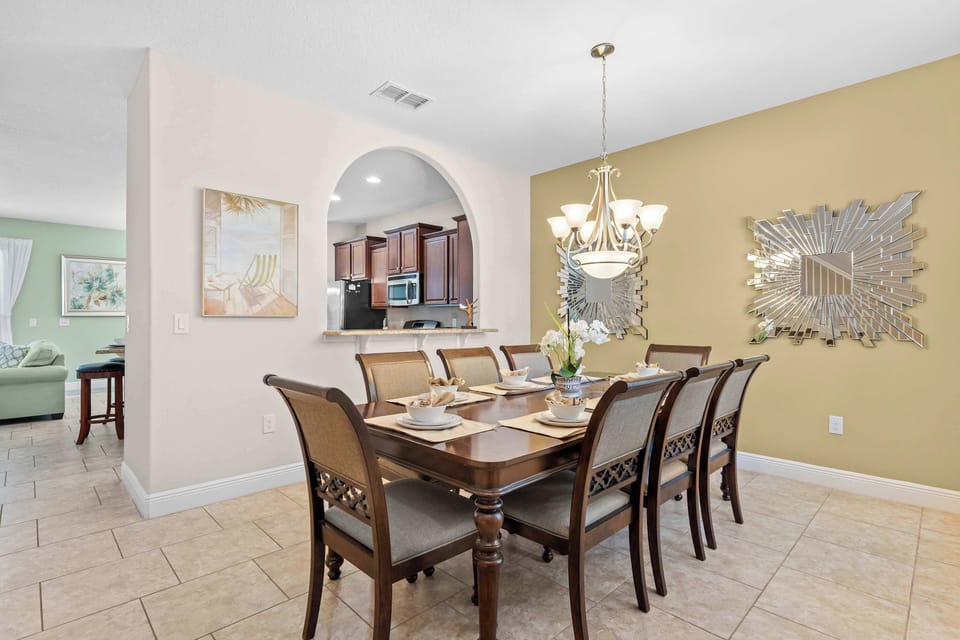 House, Multiple Beds, Pool Access, Pool View (The Magic Hideaway at Solterra) | Dining