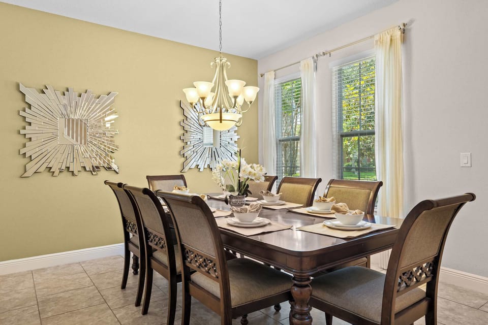 House, Multiple Beds, Pool Access, Pool View (The Magic Hideaway at Solterra) | Dining