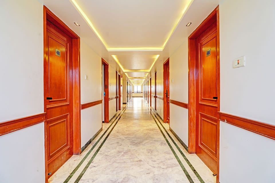 Fabhotel Grand Palace - Near to airport Hotel in Chennai