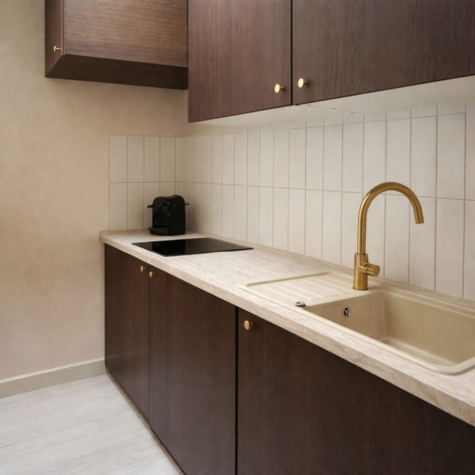 Superior Apartment, City View | Private kitchen | Espresso maker, mini-fridge, microwave, stovetop
