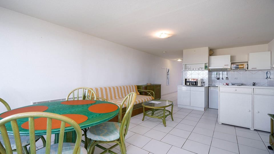 Apartment | Living room