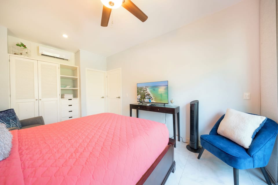 Deluxe Condo, Balcony, Garden View | In-room safe, free WiFi