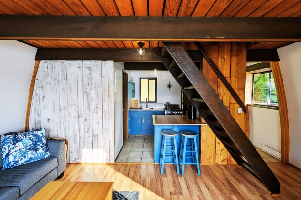 Ocean View Superior Chalet #7 | Living area | Books