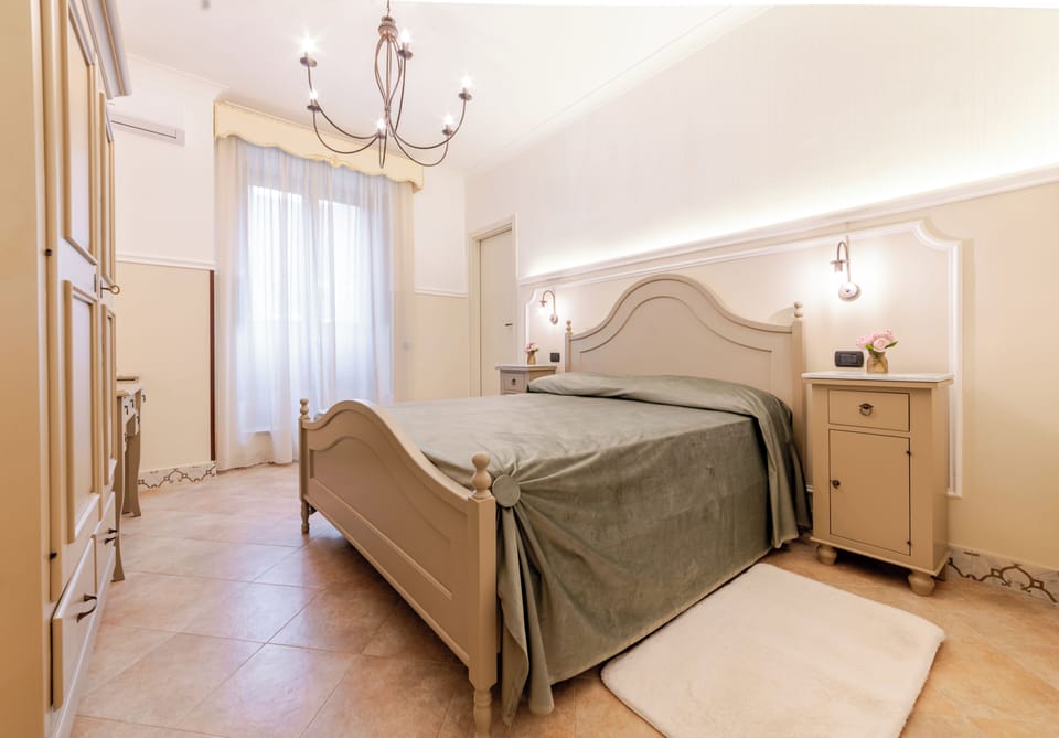 Junior Suite, Pool View | WiFi (free)
