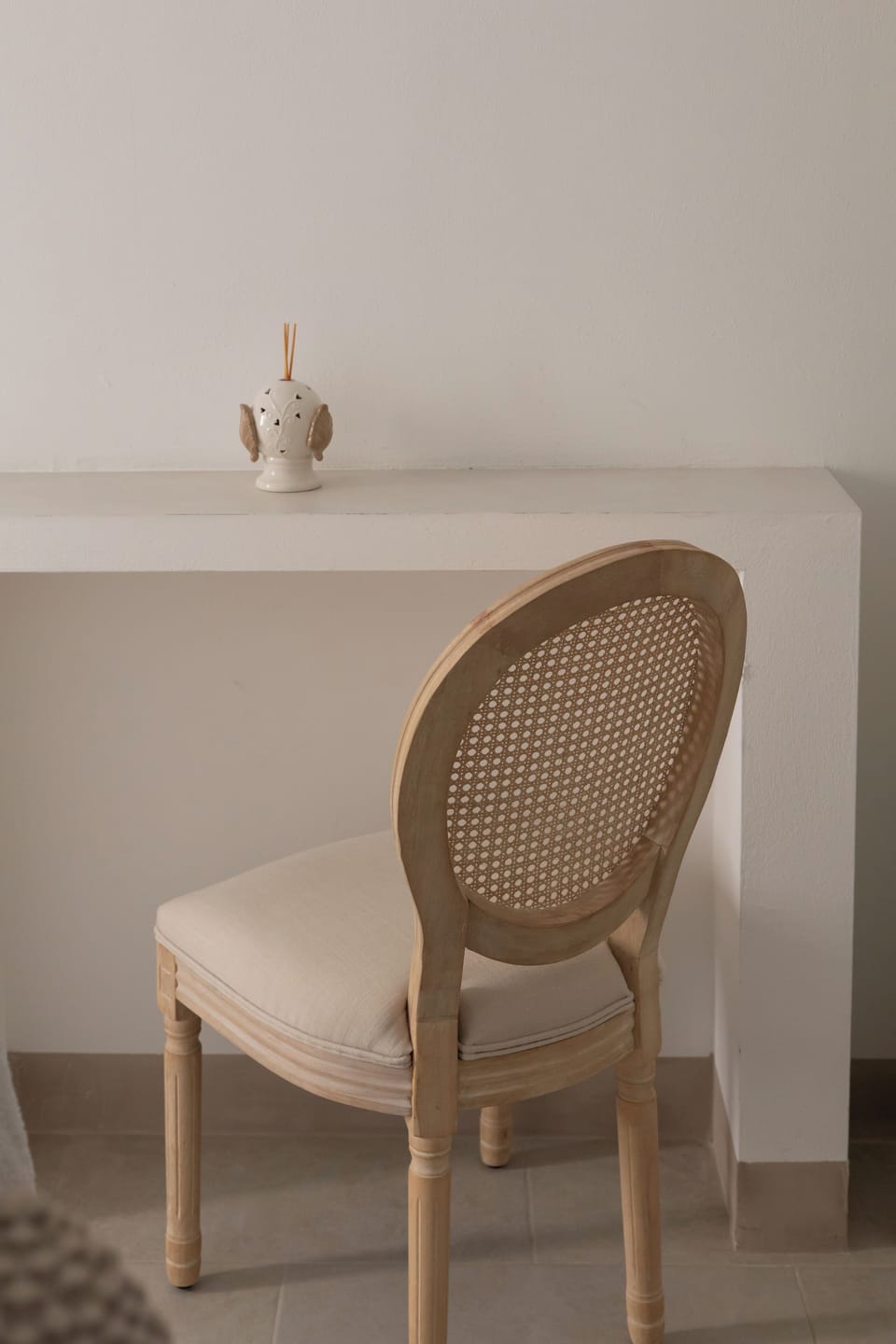 Basic Room | In-room safe, individually decorated, individually furnished, desk