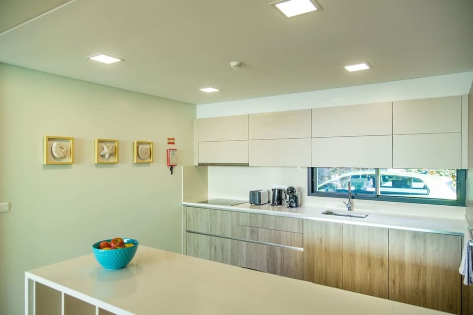 House | 5 bedrooms, Internet
