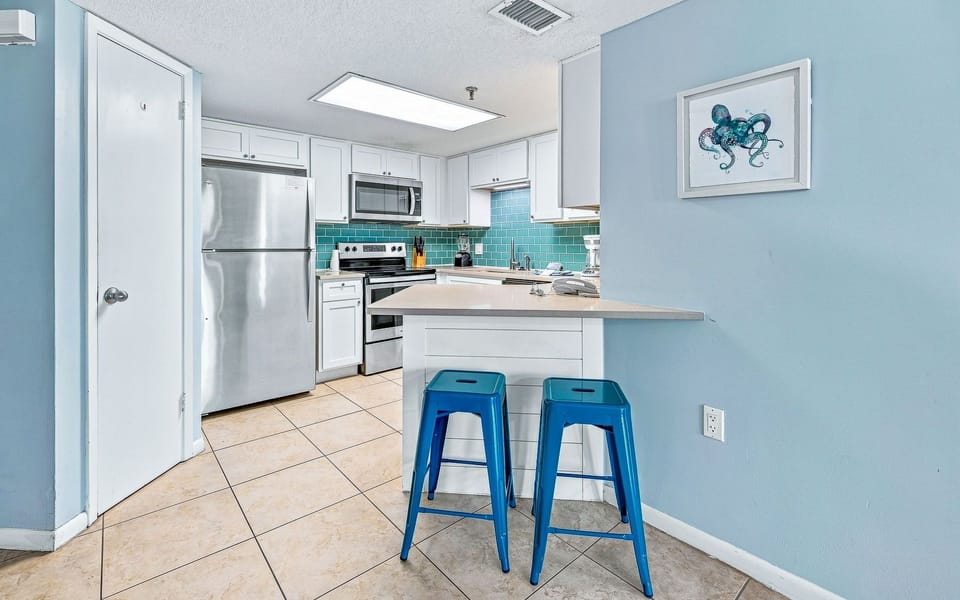 Condo, 2 Bedrooms | Private kitchen | Coffee/tea maker, fridge, oven
