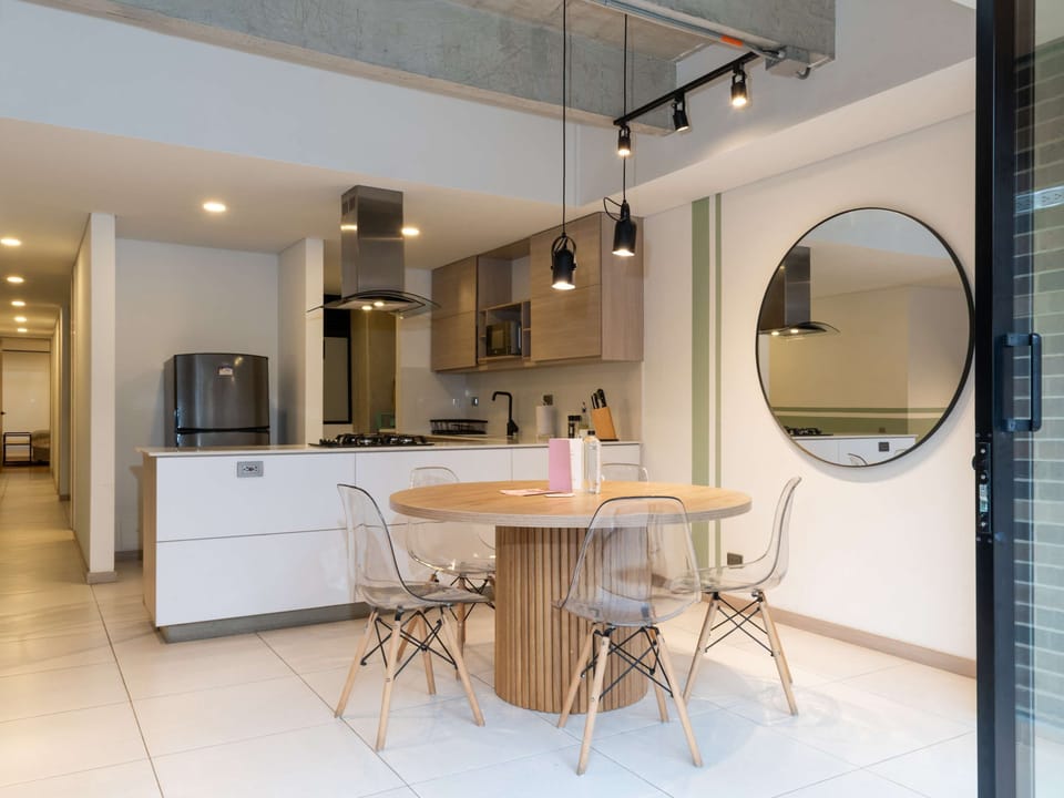 Apartment, Multiple Beds, Balcony, City View (Ekkos 302) | 3 bedrooms, individually decorated, individually furnished, bed sheets