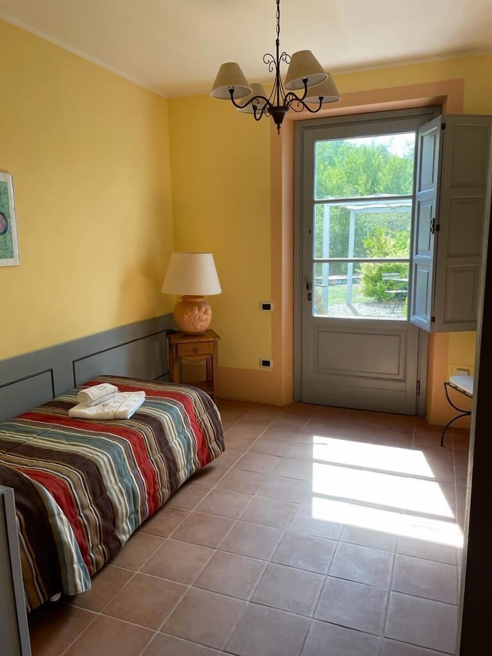 Comfort Triple Room, Patio, City View | Free WiFi