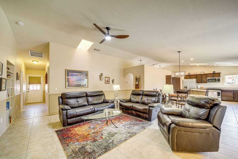 House (3 Bedrooms) | Interior