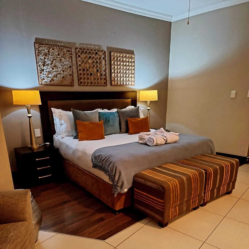 Classic Double or Twin Room, Mountain View | WiFi (free)