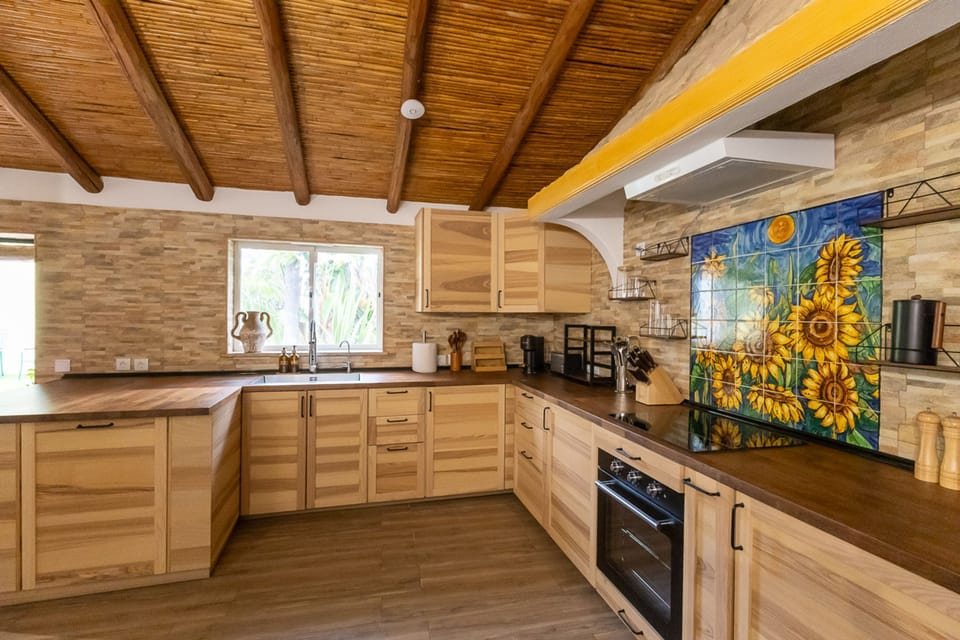 House | 6 bedrooms