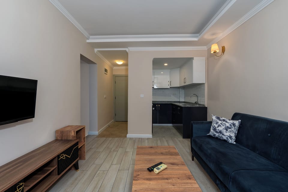 Family Apartment, Garden View | Premium bedding, in-room safe, desk, free cribs/infant beds