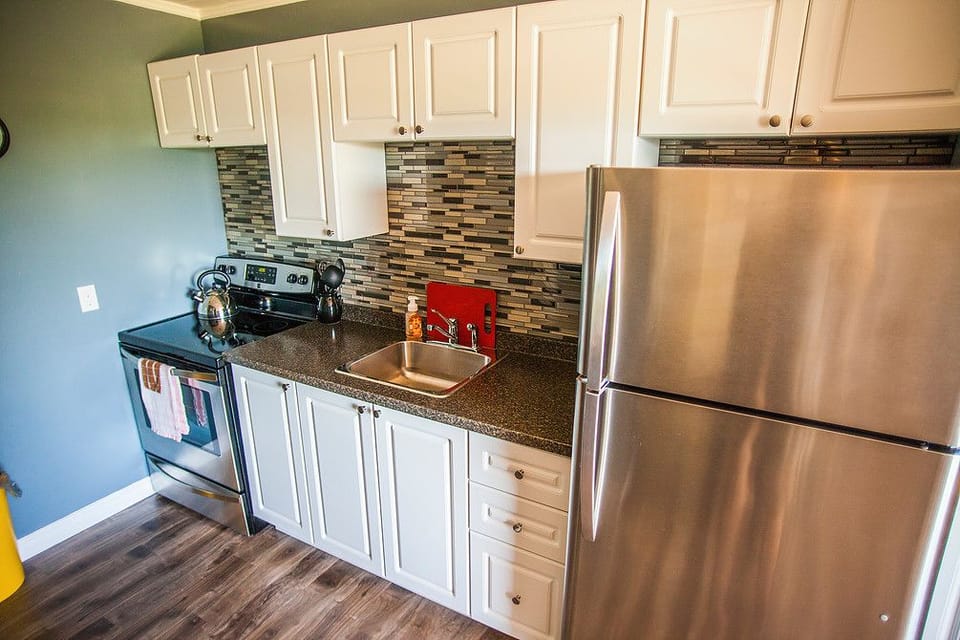 Fridge, microwave, coffee/tea maker