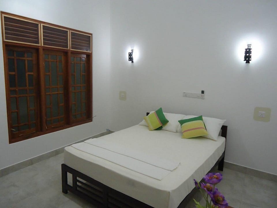 Comfort Double or Twin Room, Air conditioning | Free WiFi