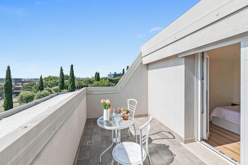 Family Apartment, 2 Bedrooms, Balcony (Matta Apartment 400m From The Lake) | Outdoor dining