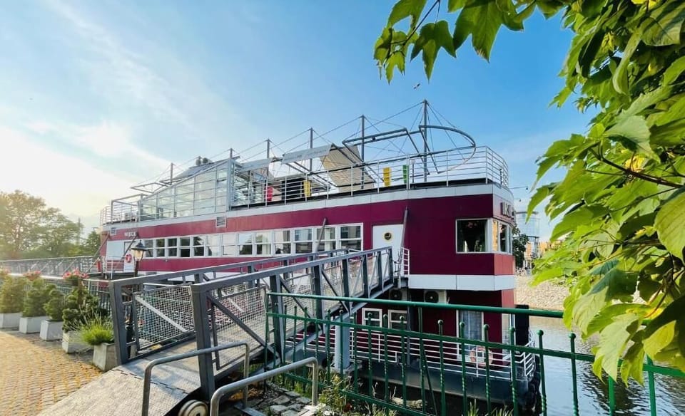 Apartment, 2 Bedrooms, Balcony, River View | Terrace/patio