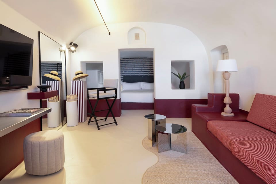 Sunhat Cove | Living area