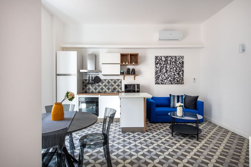 House | 1 bedroom
