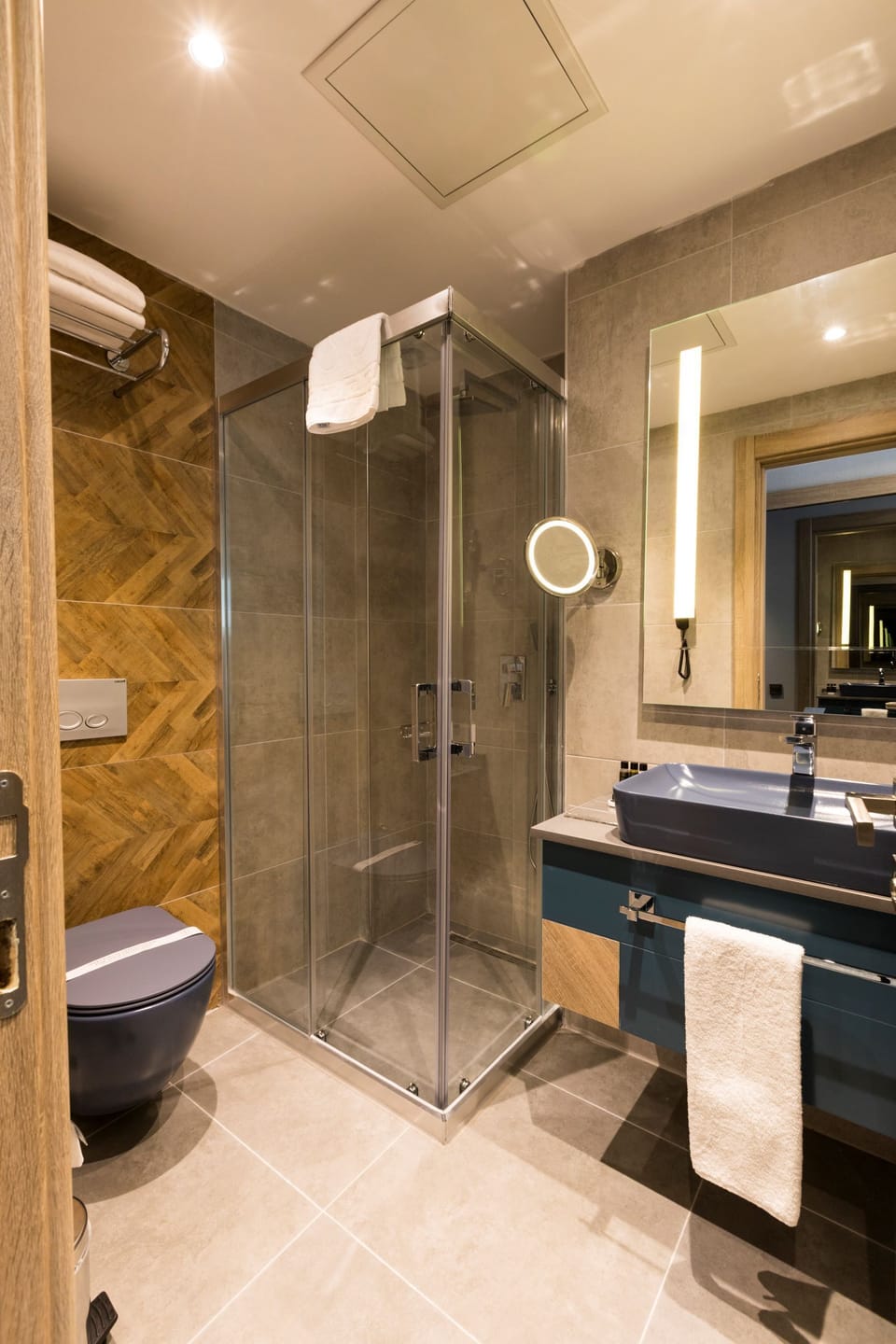 Standard Double Room Single Use, City View | Bathroom | Hair dryer, slippers, towels, soap