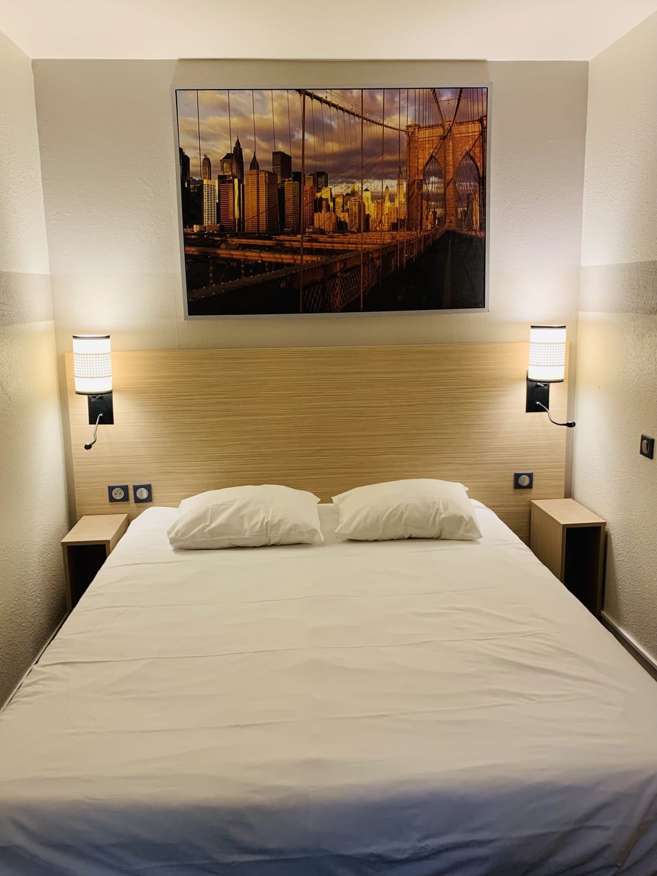 Comfort Double Room | Desk, free cribs/infant beds, free WiFi, bed sheets