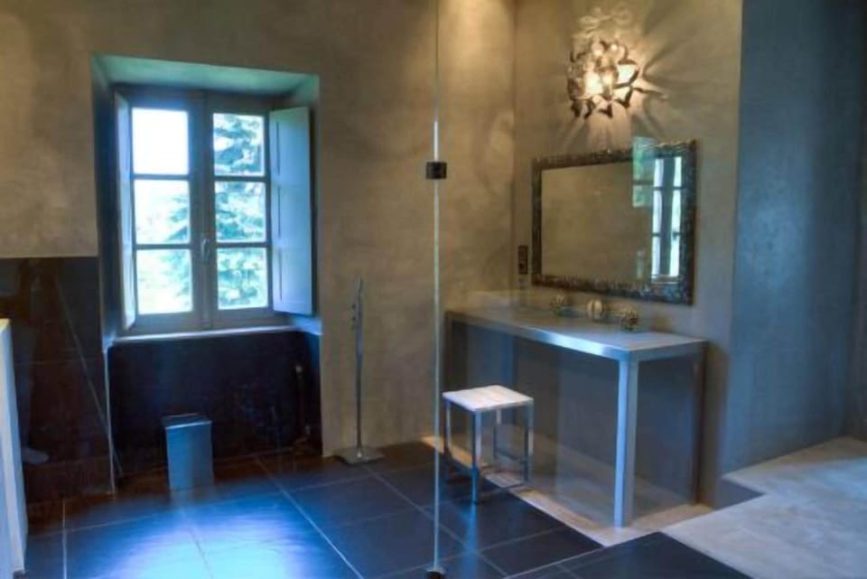 Château du Besset Bed and Breakfast in Provence