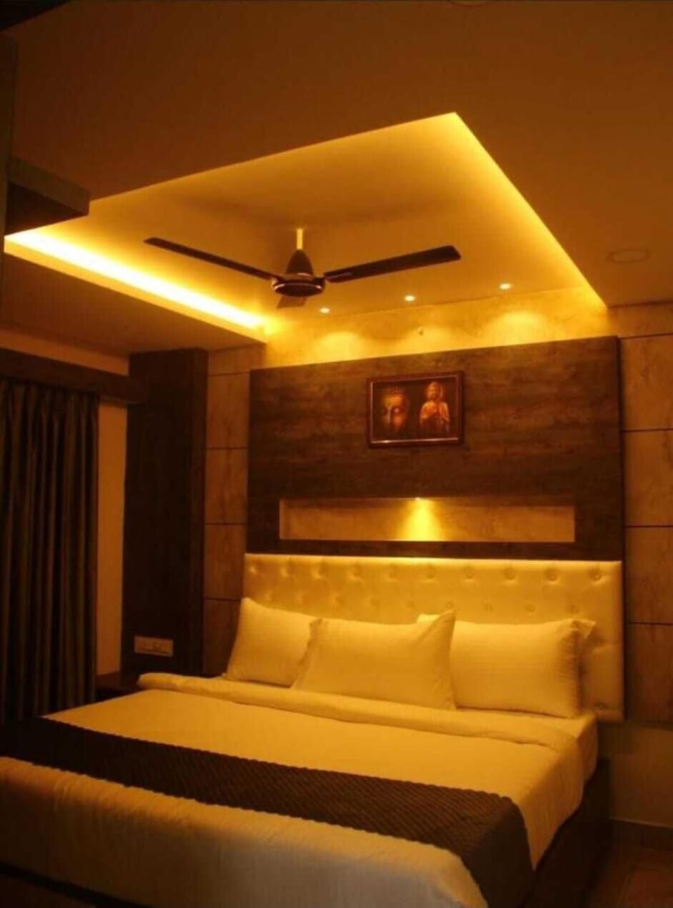 Deluxe Double Room | Free WiFi