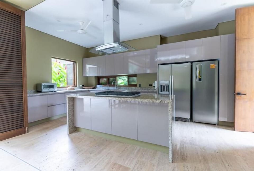 House, Garden View | Private kitchen