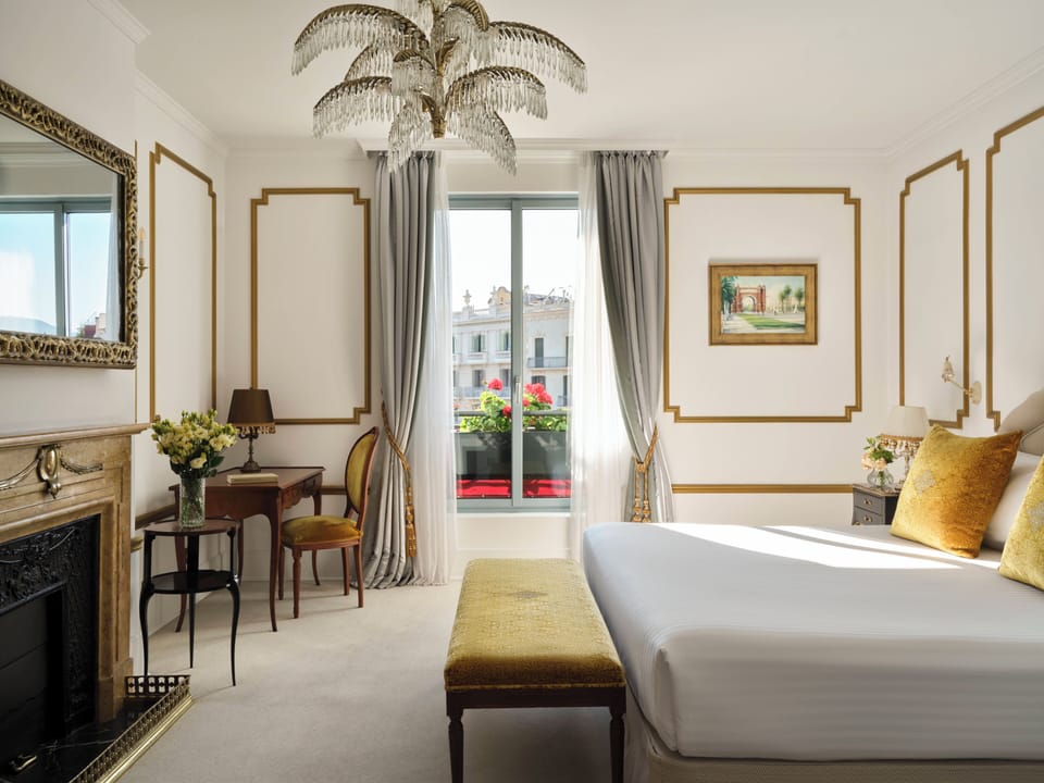 Grand Deluxe | City view
