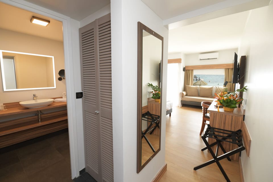 Prestige Double Room, Sea View | In-room safe, desk, laptop workspace, blackout drapes