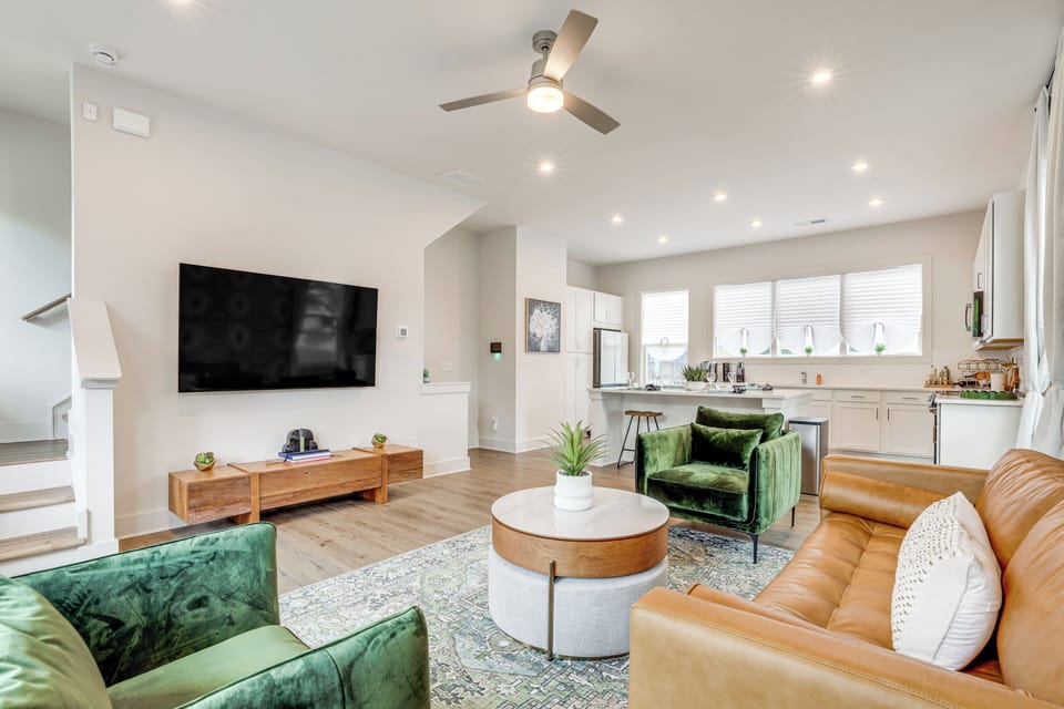 Apartment (2 Bedrooms) | Front of property