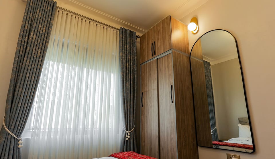 Comfort Apartment | Desk, laptop workspace, iron/ironing board, free WiFi
