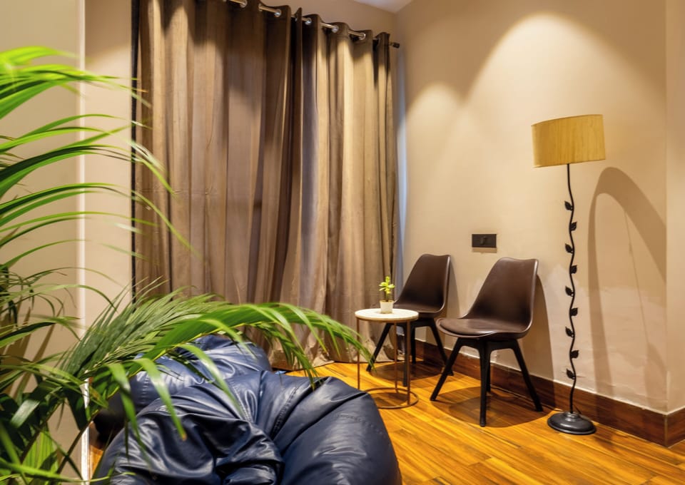 Studio, City View | In-room safe, desk, laptop workspace, blackout drapes