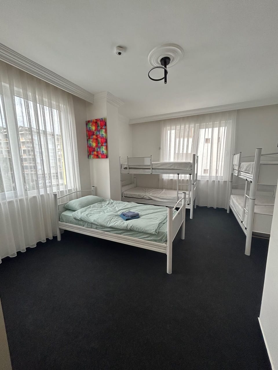 Basic Shared Dormitory, Mixed Dorm, City View | Premium bedding, free WiFi, bed sheets, wheelchair access