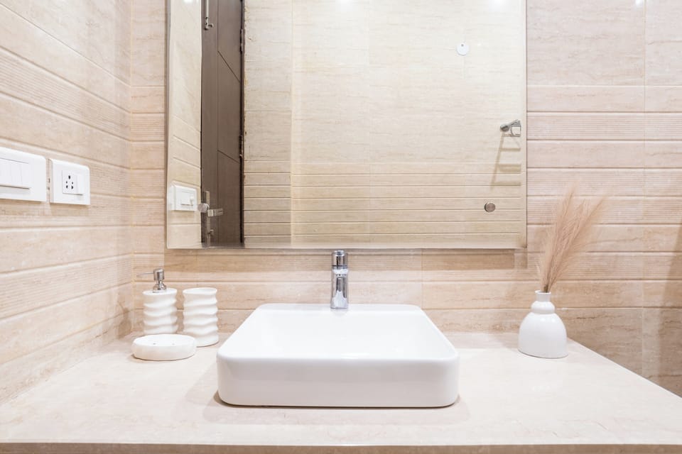 Studio, City View | Bathroom | Shower, free toiletries, slippers, towels