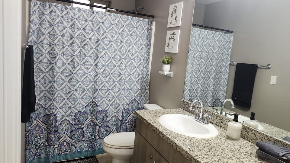 House | Bathroom