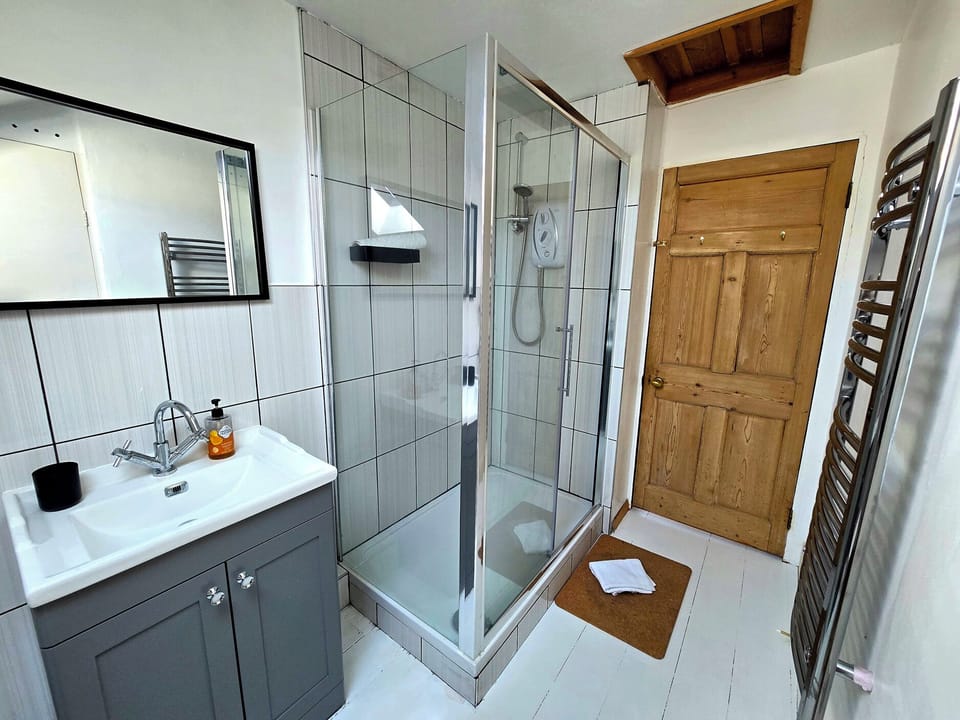 Picket Mead Cottage in East Devon District