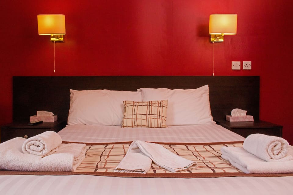 Standard Double Room | Desk, free WiFi, bed sheets