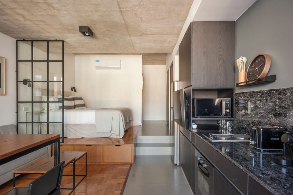 Comfort Studio, Pool View | Private kitchen | Oven, stovetop, coffee/tea maker, electric kettle
