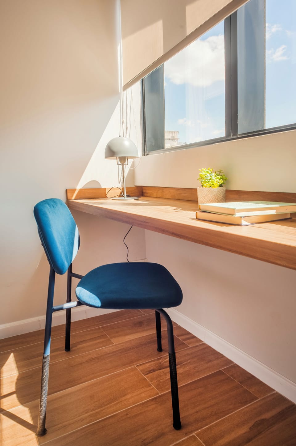Superior Apartment, Canal View | Soundproofing, iron/ironing board, cribs/infant beds, free WiFi
