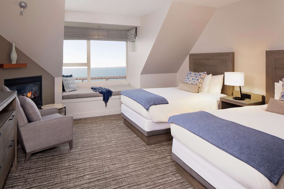 Deluxe Room, 2 Double Beds, Bay View | Premium bedding, down comforters, minibar, desk