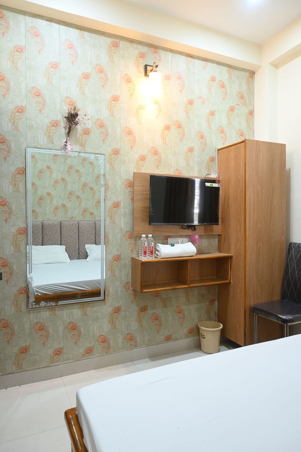 Deluxe Room | Free WiFi