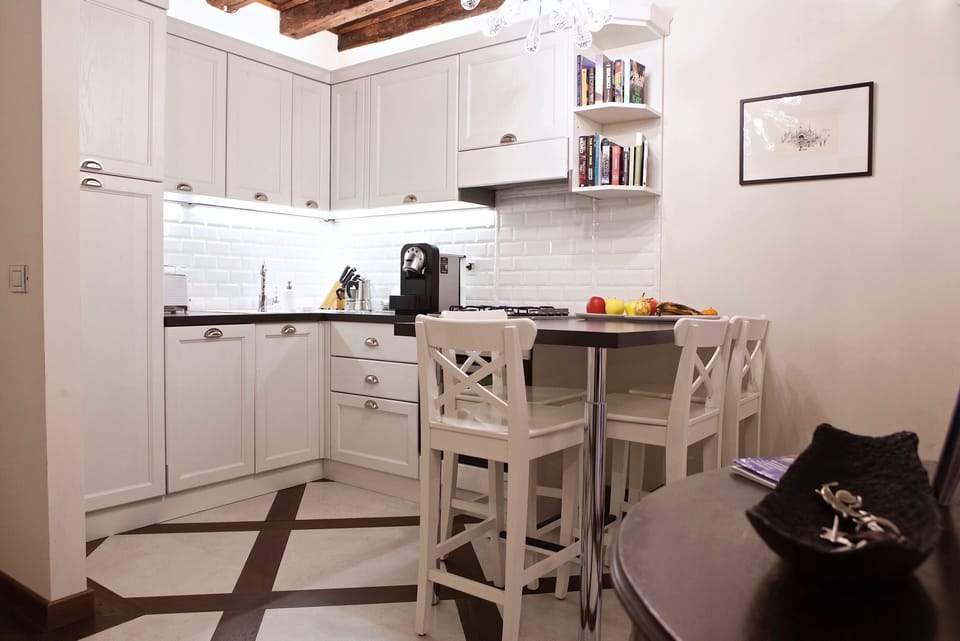 Apartment, City View | Private kitchen | Espresso maker, electric kettle