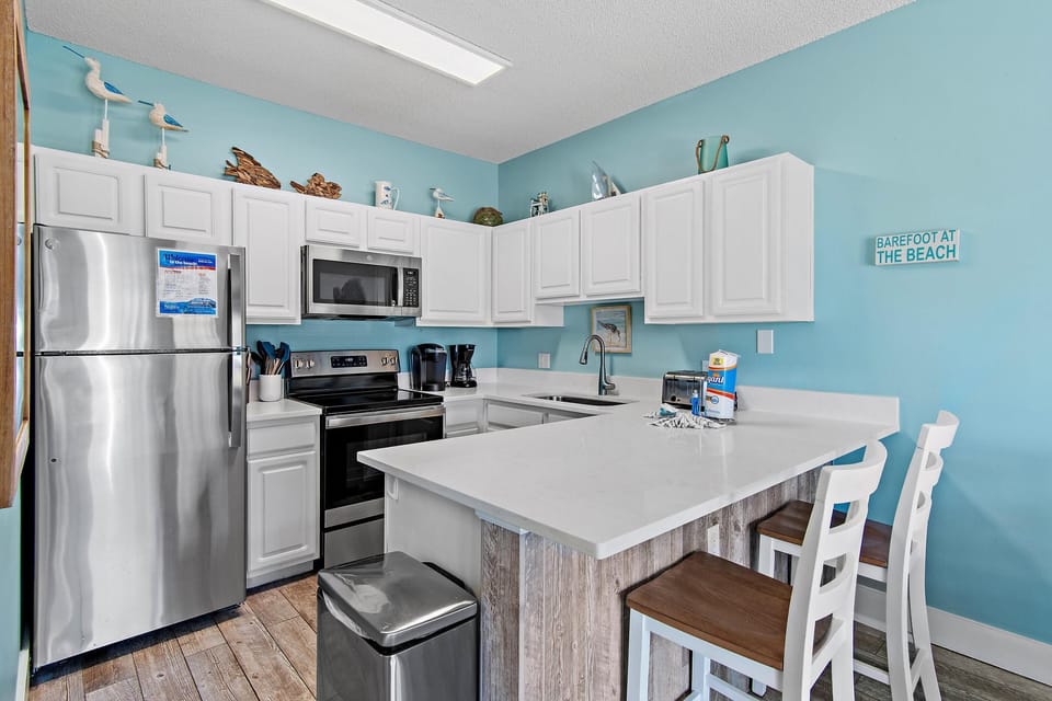 Condo, 1 King Bed with Sofa bed (Caribbean Dunes 105) | Private kitchen