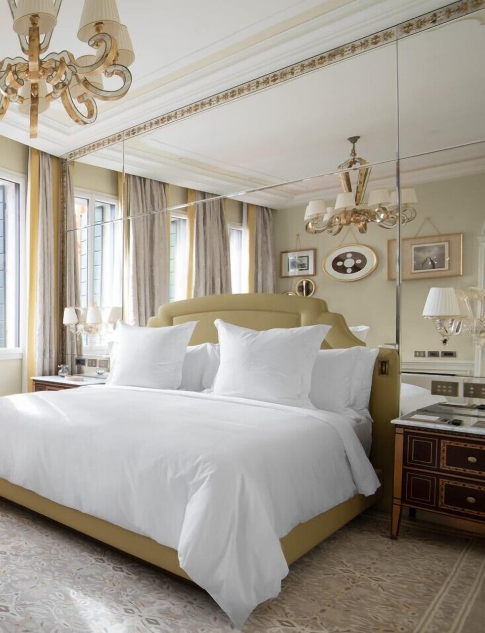 Hypo-allergenic bedding, minibar, in-room safe, desk