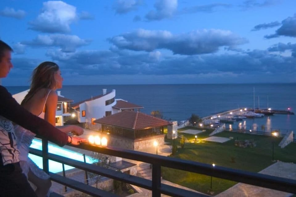 Iron/ironing board, free WiFi