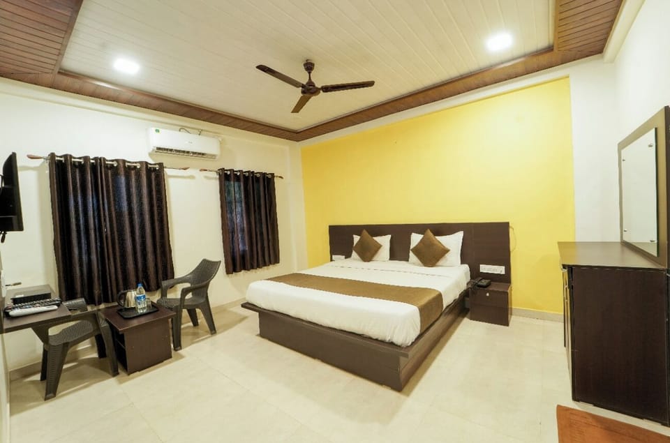Standard Double Room | Free WiFi