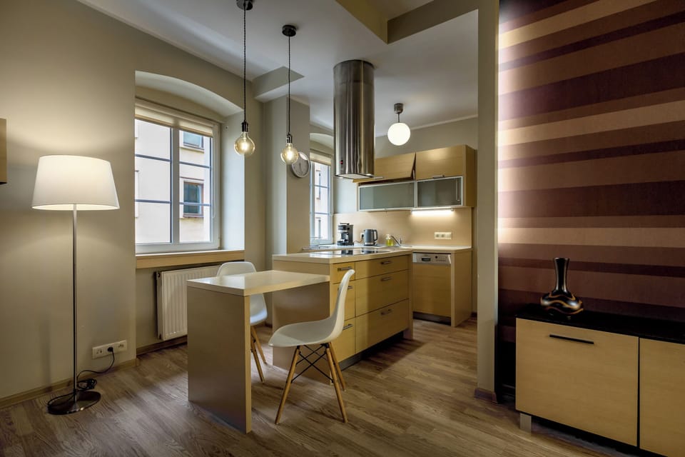 Comfort Apartment, City View | In-room dining