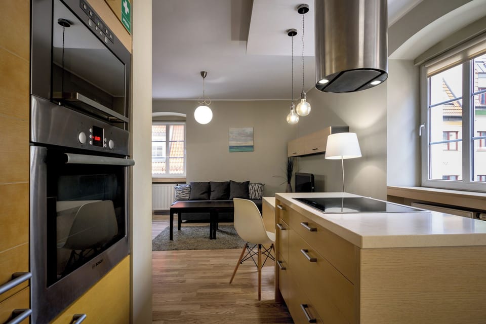 Comfort Apartment, City View | Private kitchenette | Electric kettle